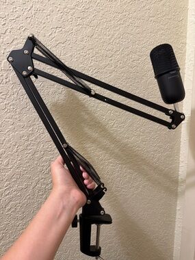 HyperX Microphone with an Amazon arm boom
